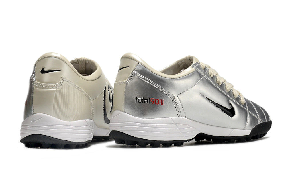 Chuteira Nike Total 90 Society - Prata/Bege