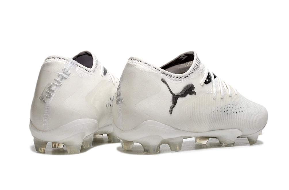Chuteira Puma Future 8 Ultimate Low Campo FG - Branco/Preto