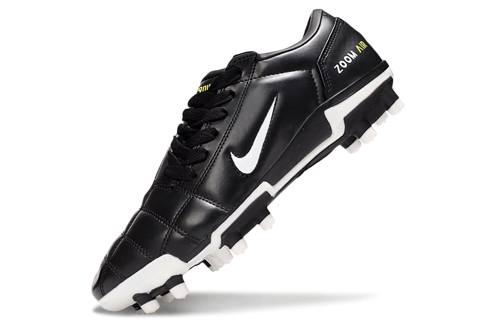 Chuteira Nike Total 90 Campo - Preto