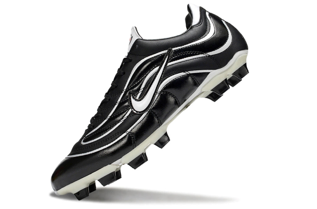 Chuteira Nike Mercurial Vapor 1998 FG - Preto/Branco
