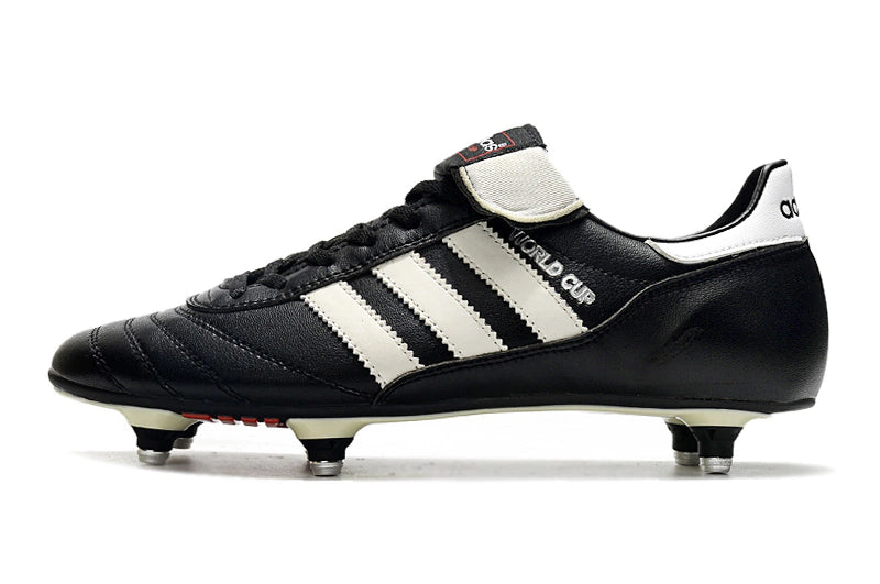 Chuteira Adidas Copa Mundial SG - Preto/Branco