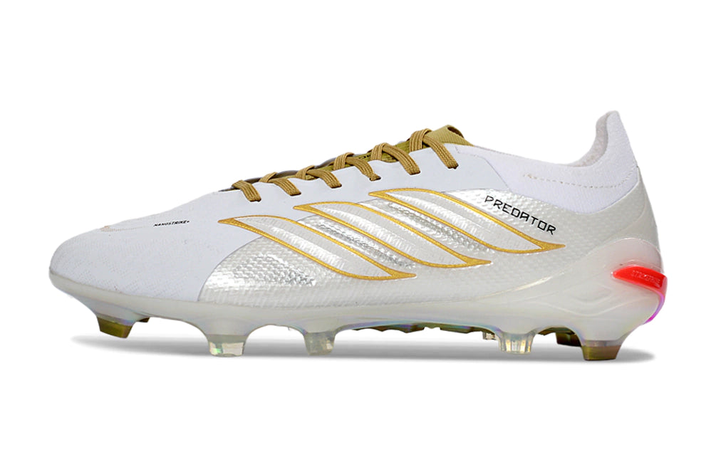 Chuteira Adidas Predator Elite 26 Campo FG - Branco/Dourado