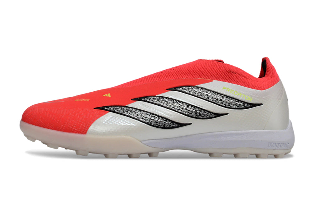 Chuteira Adidas Predator 26 Laceless TF