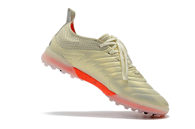 Chuteira Adidas Copa 20.1 Society - Bege/Preto