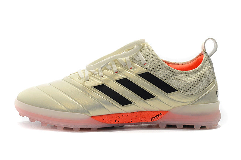 Chuteira Adidas Copa 20.1 Society - Bege/Preto