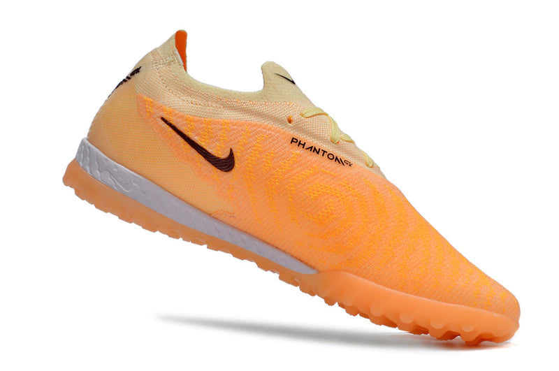 Chuteira Nike Phantom GX Elite Society TF "Blaze"