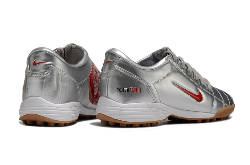Chuteira Nike Total 90 Society - Prata/Vermelho
