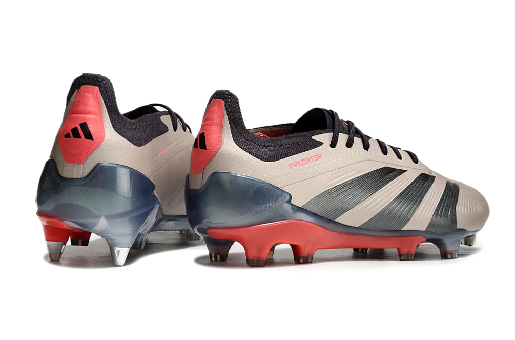 Chuteira Adidas Predator Elite SG - Bege/Preto/Vermelho