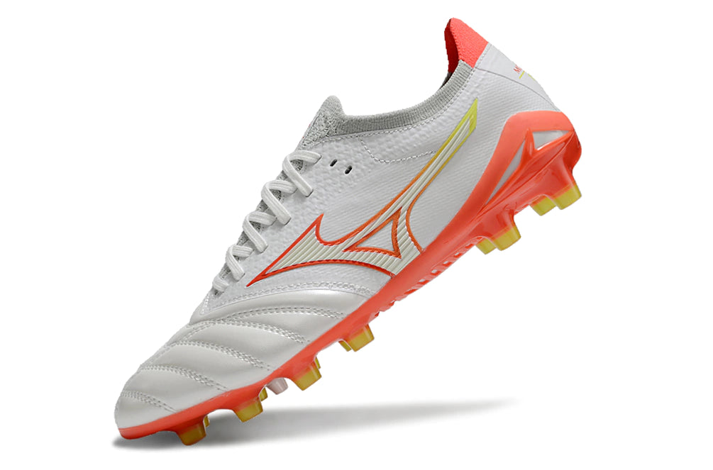 Chuteira Mizuno Morelia Neo 4 Campo - Branco/Laranja