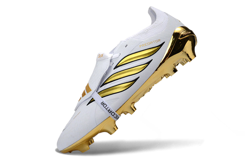 Chuteira Adidas Predator Tongue 26 Elite FG - Branco/Dourado