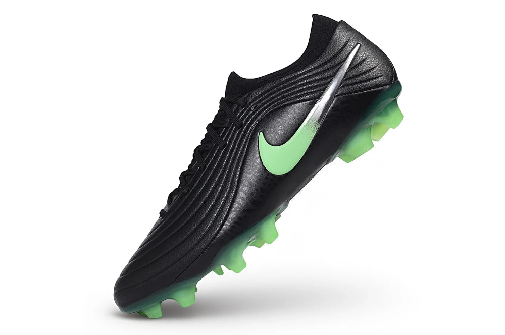 Chuteira Nike Tiempo Maestro Elite FG - Preto