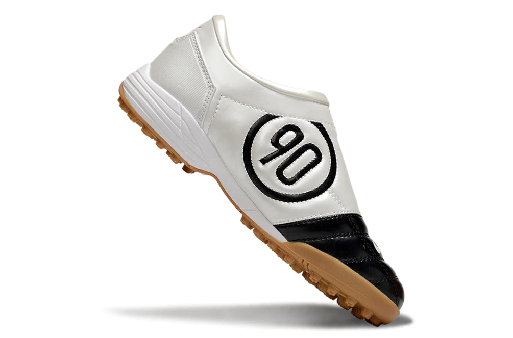 Chuteira Nike Total 90 Society - Preto/Branco