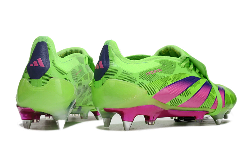 Chuteira Adidas Predator Elite Tongue SG - Verde/Rosa