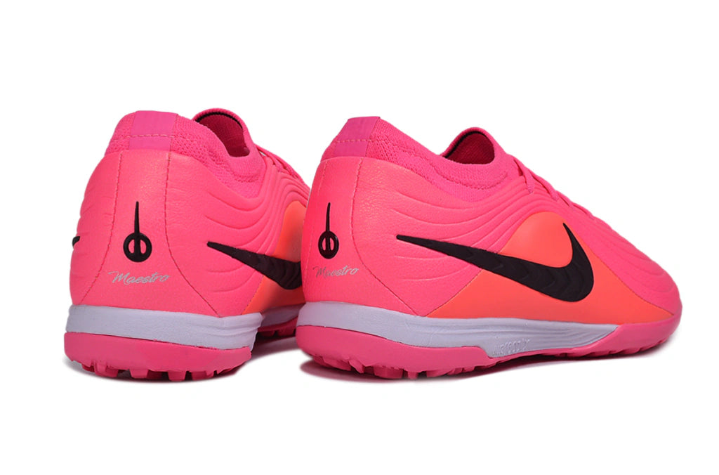 Chuteira Nike Tiempo Maestro TF "Breakout"