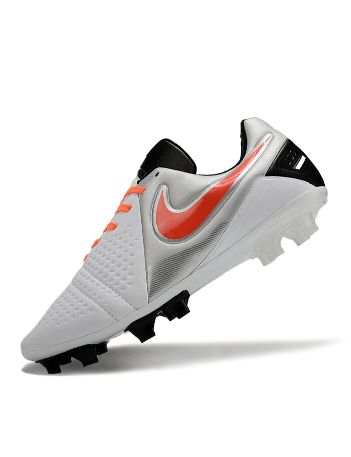 Chuteira Nike Tiempo CTR360 Maestri 3 Campo FG - Branco/Prata/Laranja/Preto