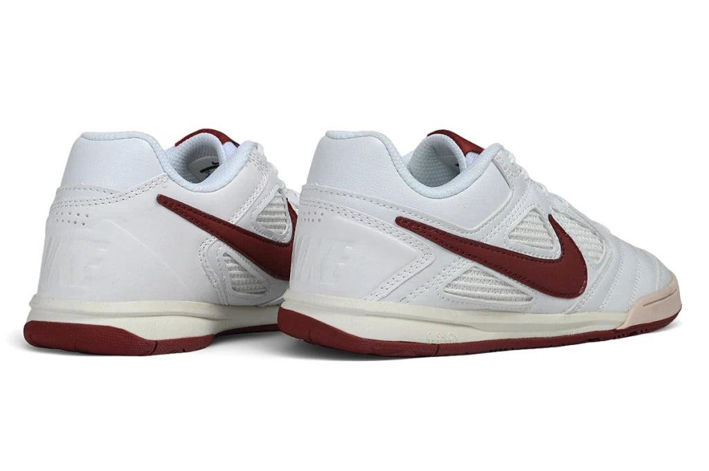 Chuteira Nike SB Gato Futsal - Branco/Marrom