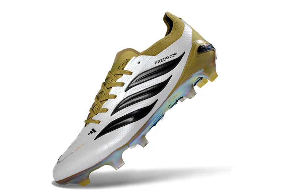 Chuteira Adidas Predator Elite 26 Campo FG - Branco/Dourado