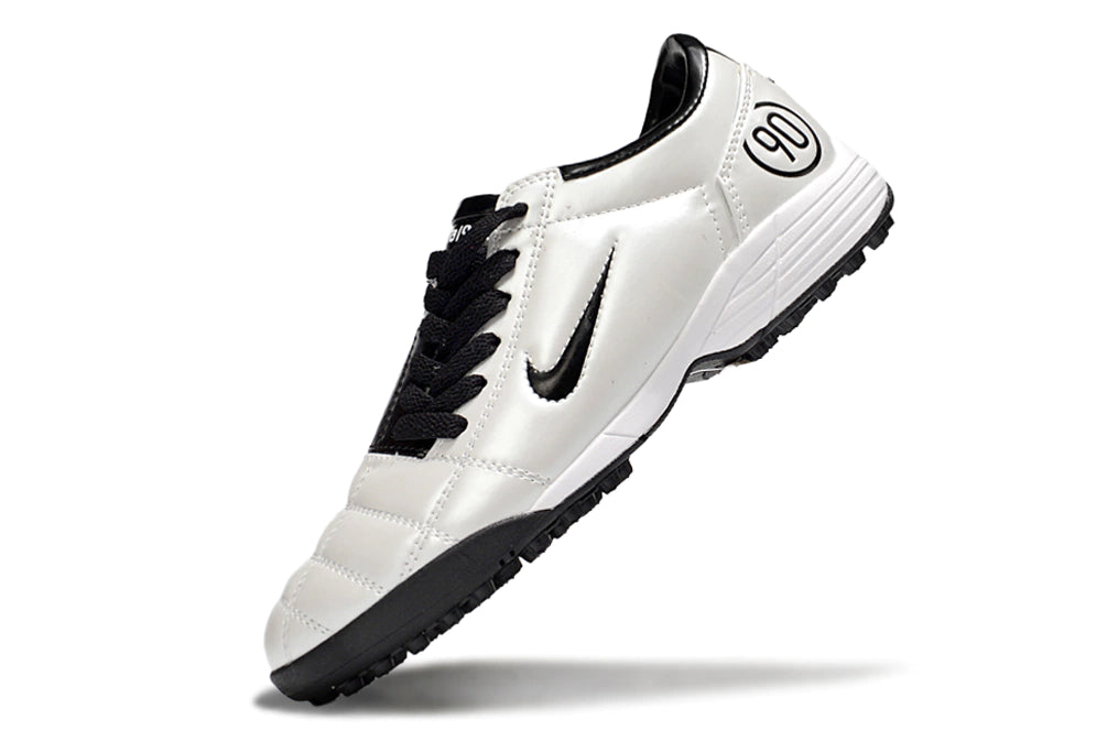 Chuteira Nike Total 90 Society - Branco/Preto