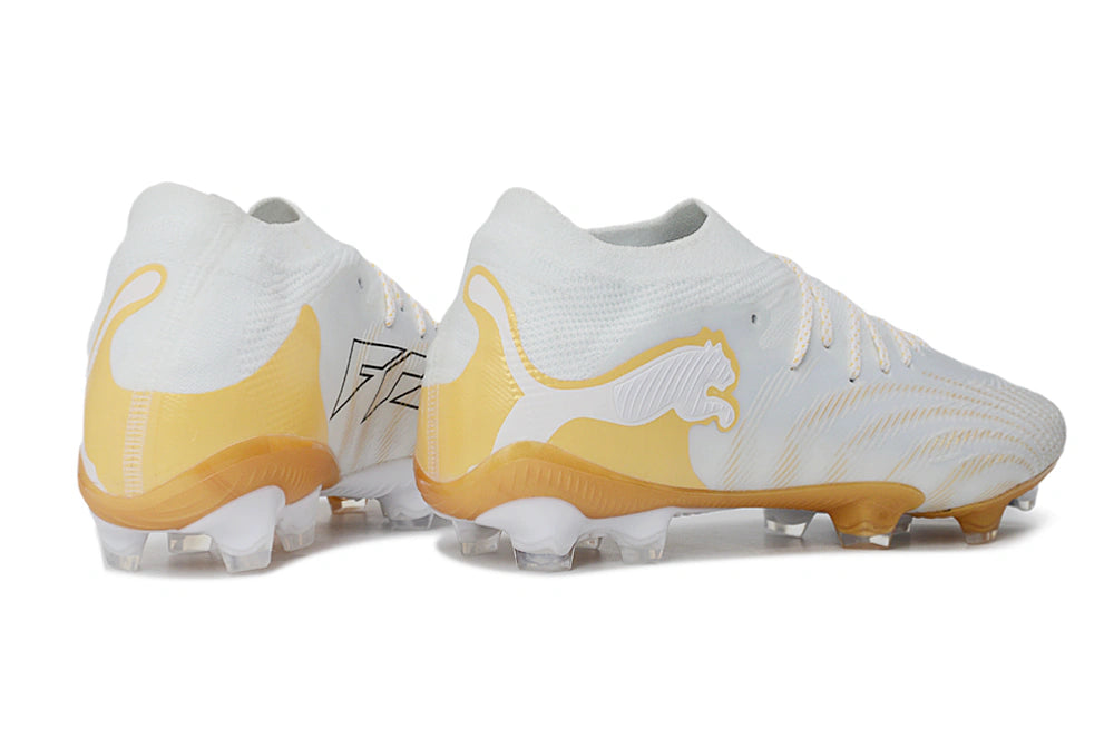 Chuteira Puma Future 8 Ultimate Low Campo FG - Branco/Dourado