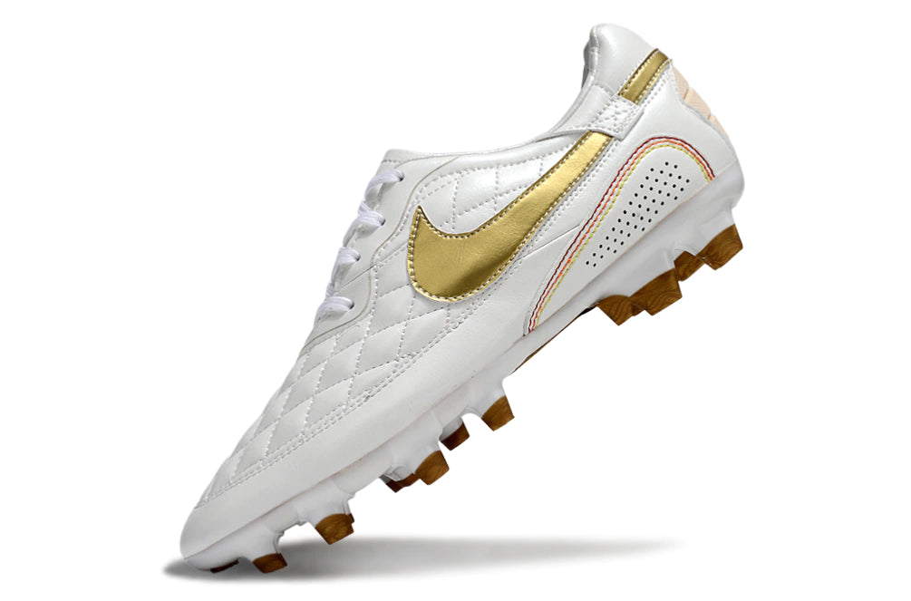 Chuteira Nike Tiempo Legend 10R Elite Campo - Branco