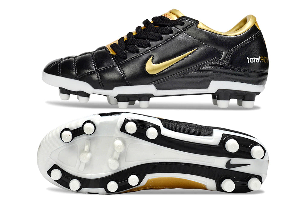 Chuteira Nike Total 90 Campo - Preto/Dourado