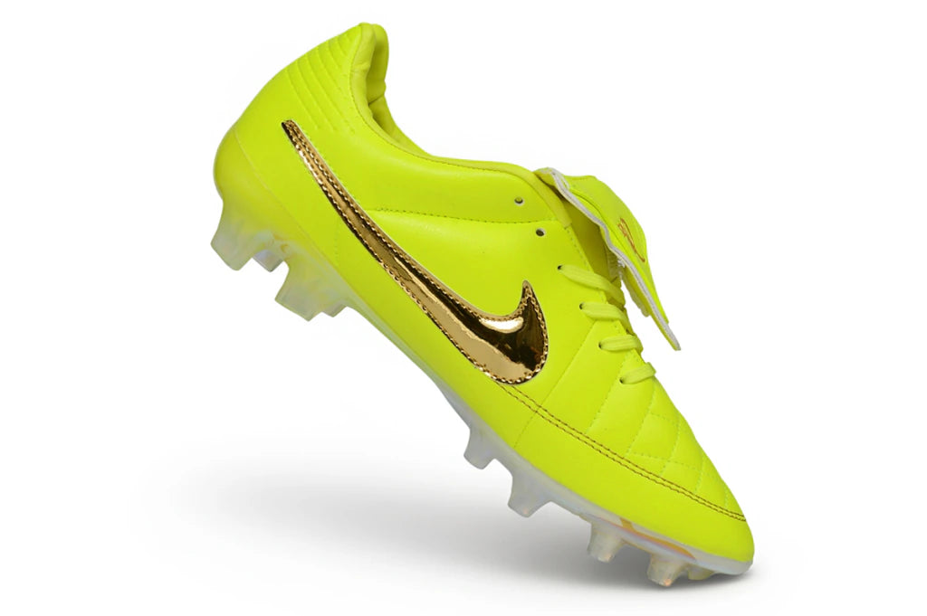 Chuteira Nike Tiempo Legend R10 FG