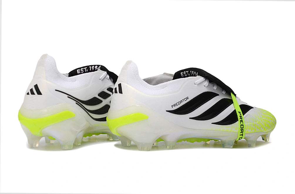 Chuteira Adidas Predator Tongue 26 Elite FG - Branco/Verde