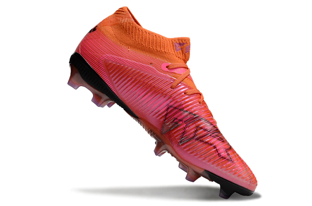 Chuteira Puma Future 8 Ultimate Botinha Campo FG - Laranja