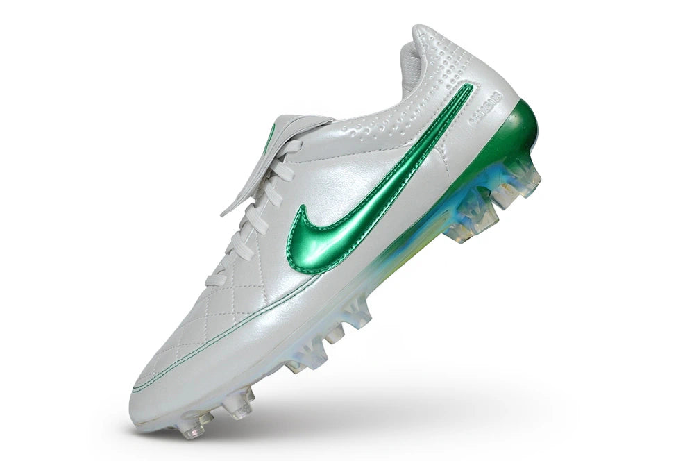 Chuteira Nike Tiempo Legend R10 FG - Branco
