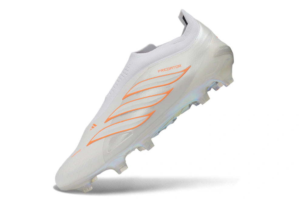 Chuteira Adidas Predator Laceless 26 Elite FG - Branco