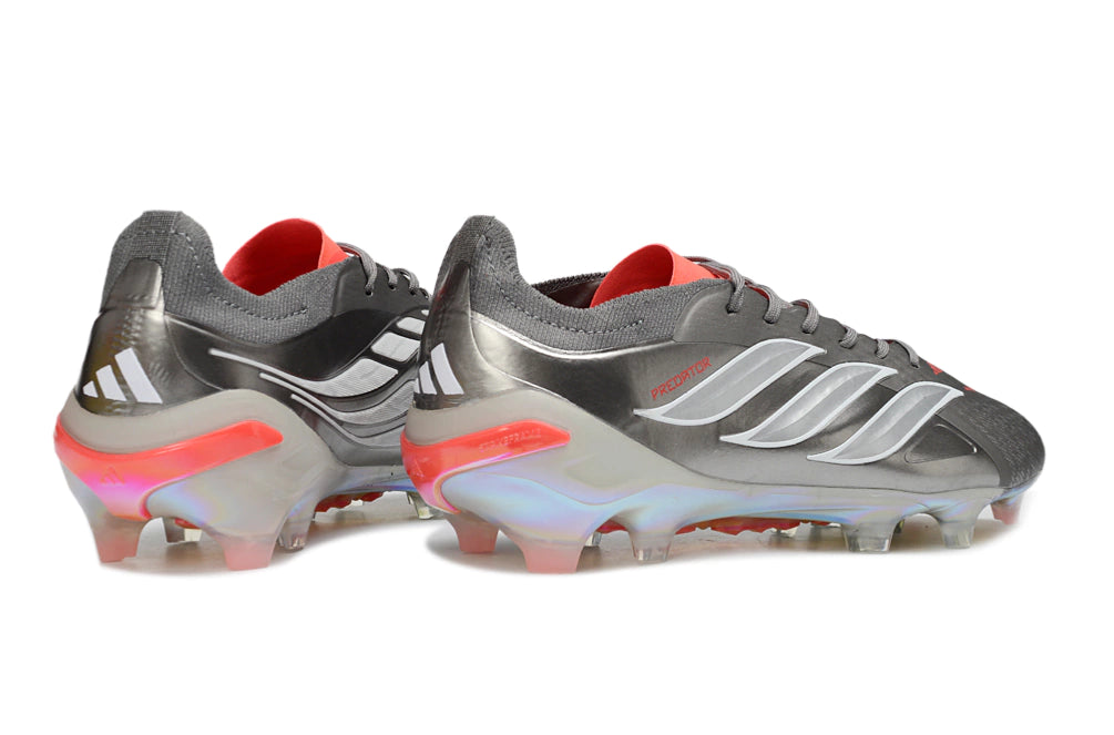 Chuteira Adidas Predator Elite 26 Campo FG - Prata