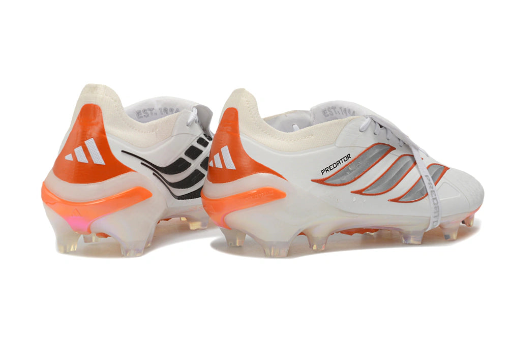 Chuteira Adidas Predator Tongue 26 Elite FG - Branco