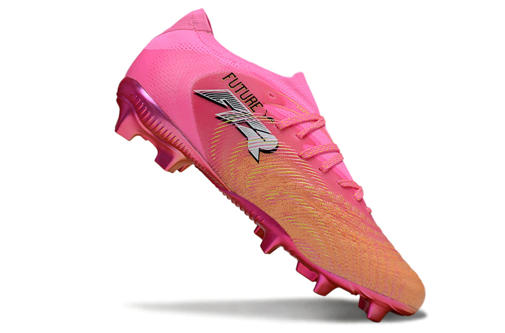 Chuteira Puma Future 8 Ultimate Low Campo FG - Rosa