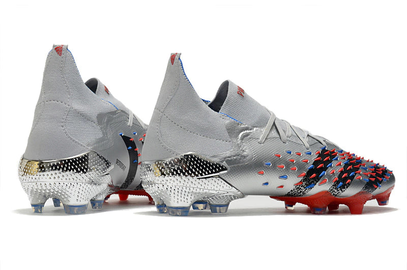 Chuteira Adidas Predator Freak.1 Campo FG "Showpiece"