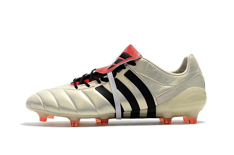 Chuteira Adidas Predator Mania FG - Bege/Preto