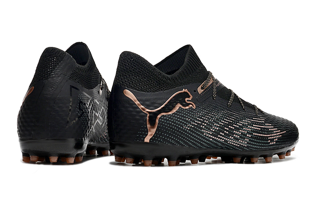 Chuteira Puma Future 7 Match MG - Preto/Rose