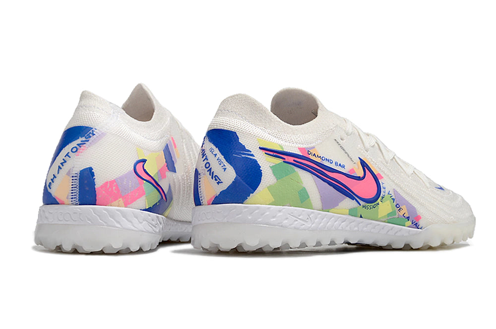 Chuteira Nike Phantom GX 2 Elite Society TF - Branco/Rosa