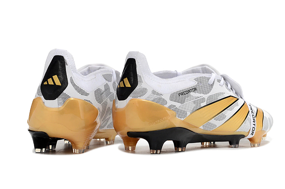 Chuteira Adidas Predstrike Elite Campo - Branco/Dourado