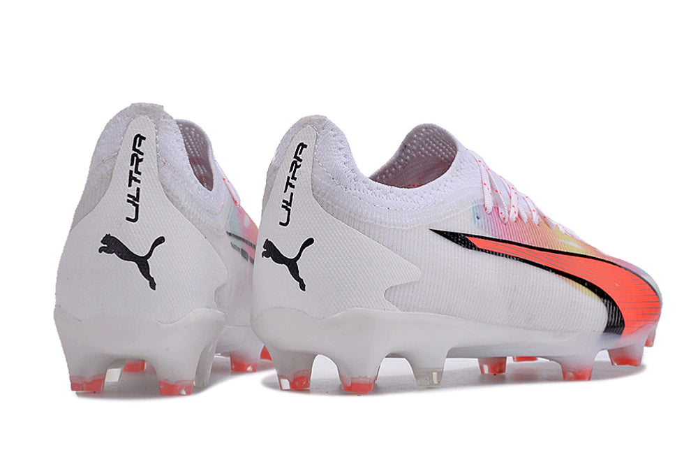Chuteira Puma Ultra Ultimate Campo FG - Branco/Rosa