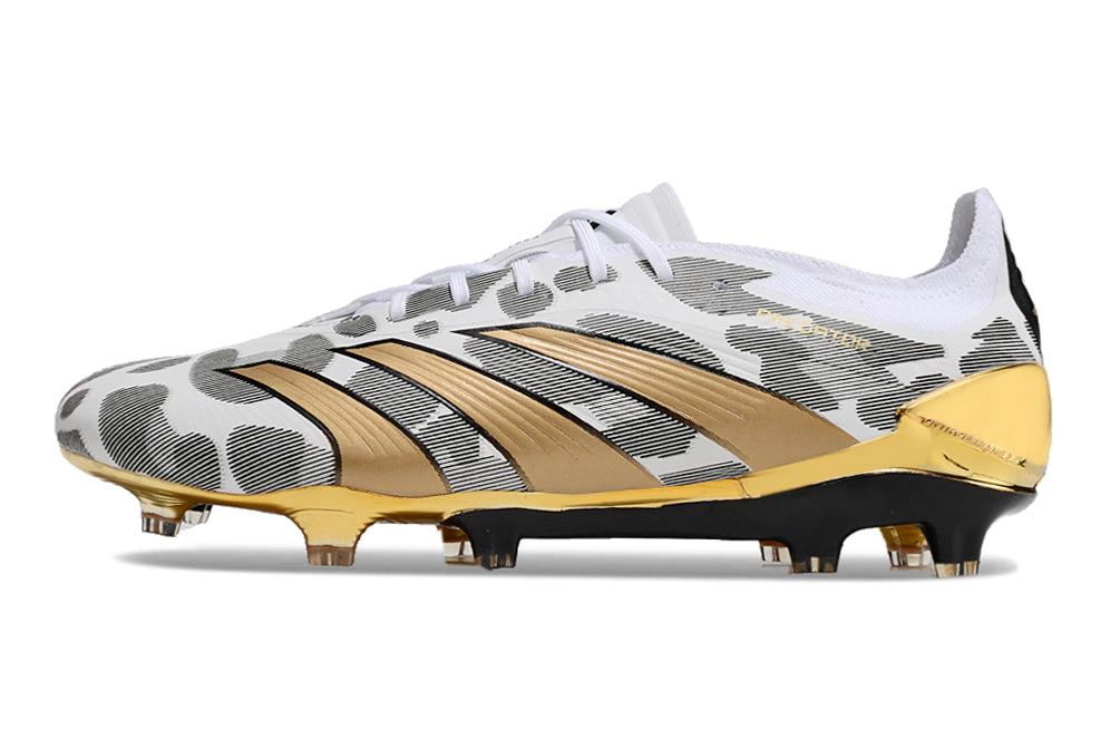 Chuteira Adidas Predator Elite Campo FG - Branco/Preto/Dourado
