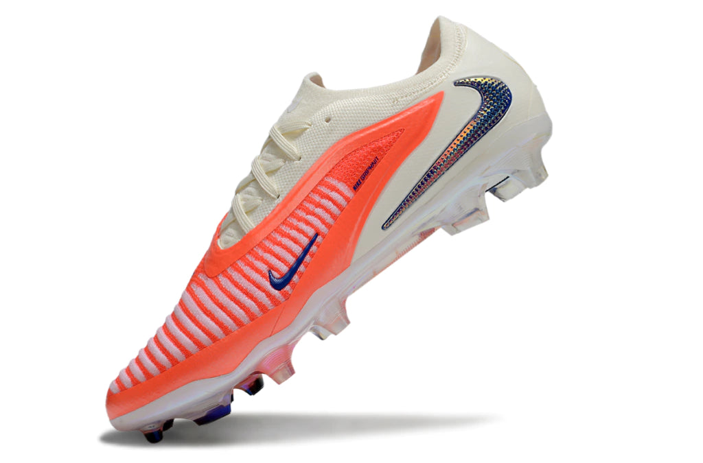 Chuteira Campo NIKE Phantom 6 Elite FG - branco/Laranja