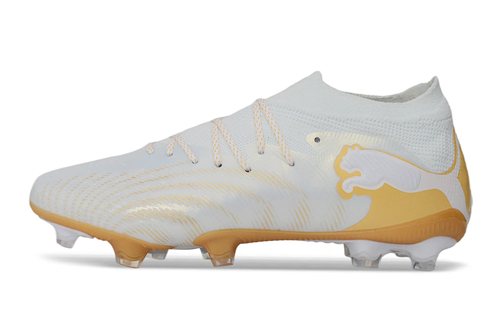 Chuteira Puma Future 8 Ultimate Low Campo FG - Branco/Dourado
