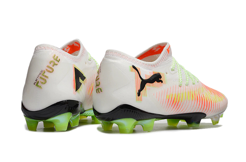 Chuteira Puma Future 8 Ultimate Low Campo FG - Branco/Laranja
