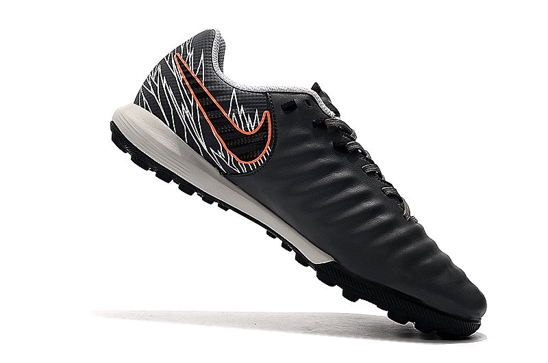 Chuteira Nike Tiempo 7 Finale Society TF - Cinza