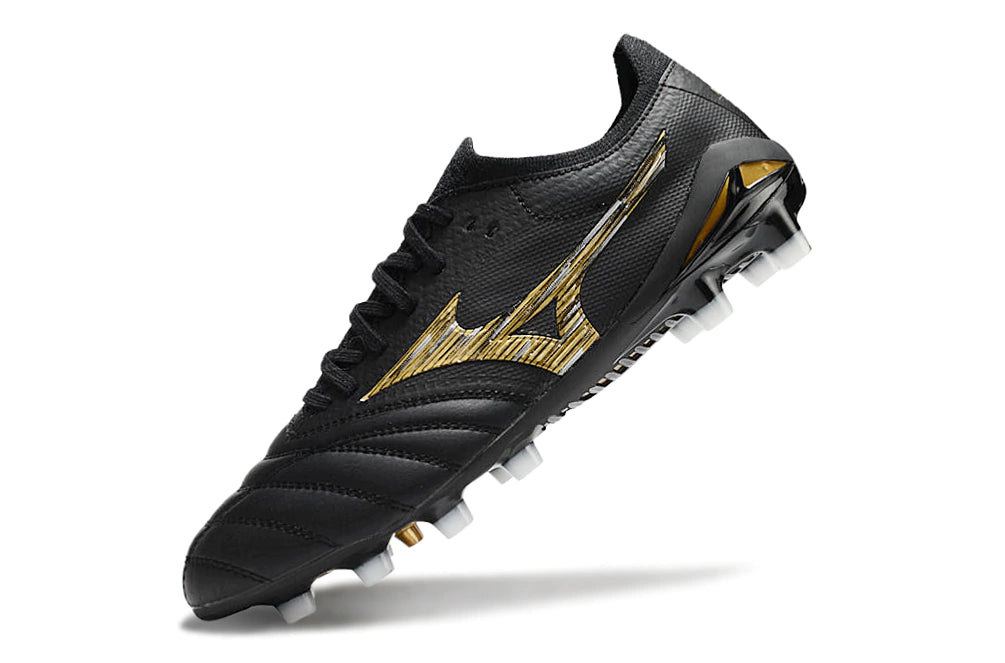 Chuteira Mizuno Morelia Neo 4 Campo - Preto/Dourado