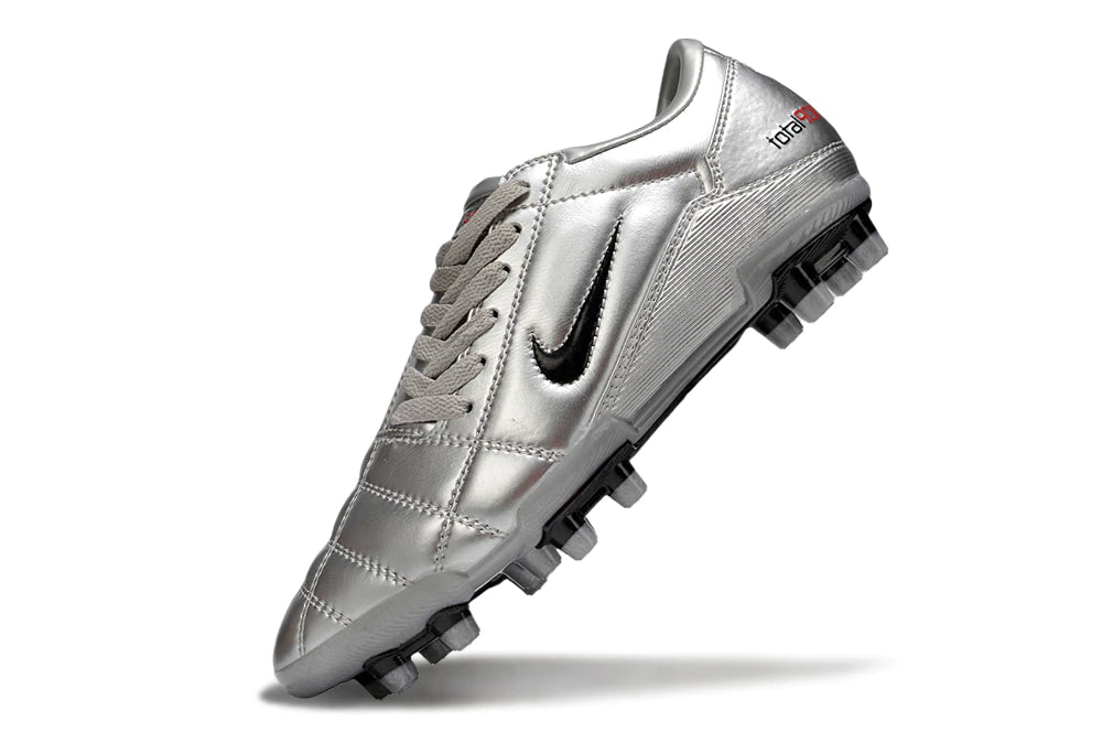 Chuteira Nike Total 90 Campo