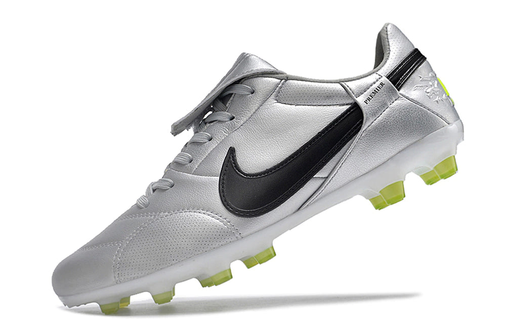 Chuteira Nike Premier 3 FG - Prata/Preto