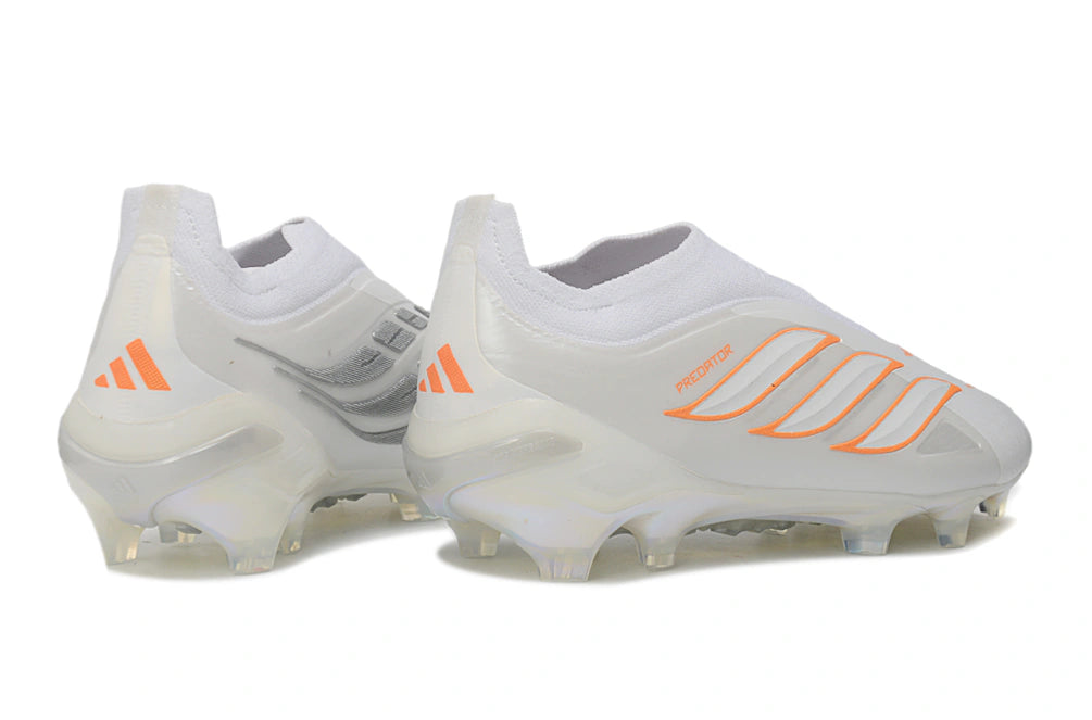 Chuteira Adidas Predator Laceless 26 Elite FG - Branco