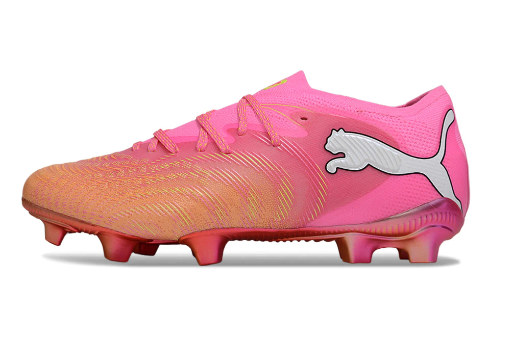 Chuteira Puma Future 8 Ultimate Low Campo FG - Rosa