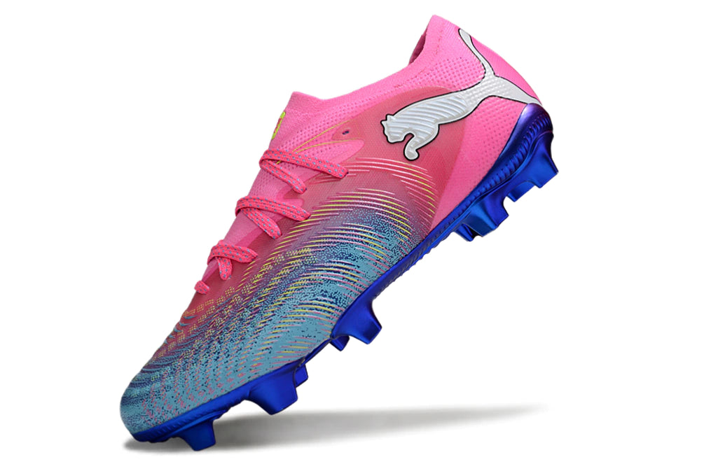 Chuteira Puma Future 8 Ultimate Low Campo FG - Rosa/Azul